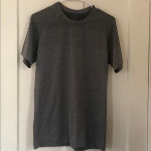 Lululemon Vent Tech Tee Gray Small